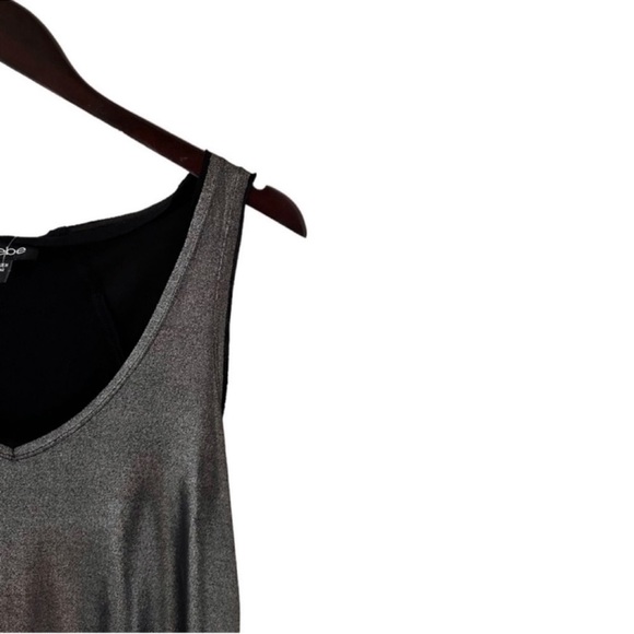 BeBe Metallic Silver and Black Sleeveless V-Neck Top Size Small - Picture 4 of 6